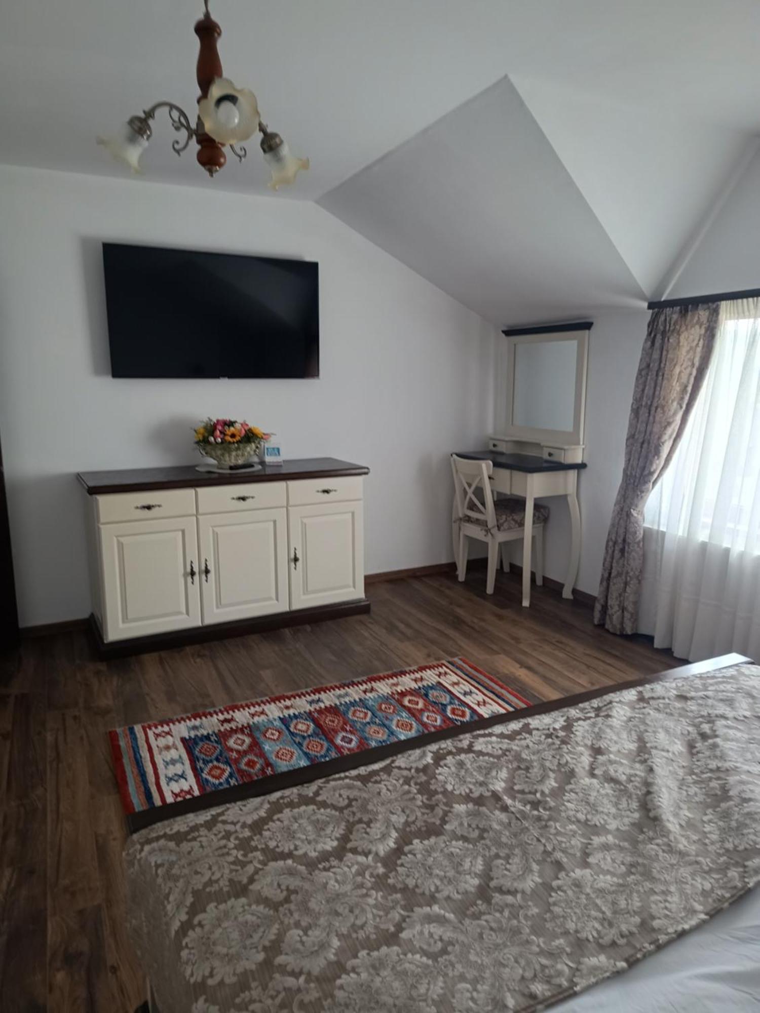 Pensiunea In Poiana Glod  Экстерьер фото